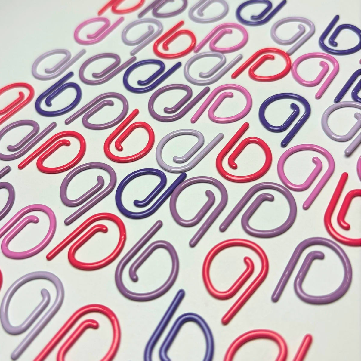Basic Stitch Set Snag-Free Metal Stitch Markers - P Markers